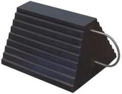 Wheel Chock, Molded RBR w/STL Grab, Black