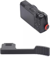 Metal Hot Shoe Thumb Up Rest Hand Grip Compatible for Ricoh GR4 GR IV,Ergonomic Hot Shoe Cover Handle for Enhanced Stability, Secure Grip One-Handed Shooting Fit for GR4 Camera (Black)