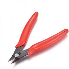 Pandahall 1pc Carbon Steel Jewelry Pliers Micro Flush Cutters Polished Side Cutters Precision Electronic Wire Shear Cutting Nippers Tools for Jewelry Making Crafting Supplies Red