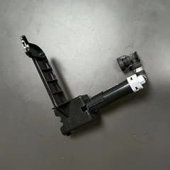 1pc/Package Headlamp Washer Nozzle 85208-53040 8520853040 YANGMO-AUTO