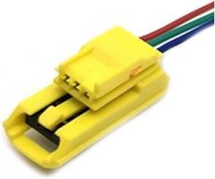 3-pin 8J0 972 586 compatible with 8J0972586 automotive side sensor female plug electronic connector wiring harness(1 Pc)