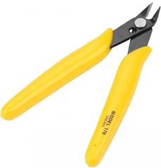 5in Electronic Diagonal Pliers Cable Side Cutting Nippers Wire Cutter Tool, made of steel, small body, easy to carry, comfortable ergonomics handle can reduce