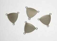 3 Loop Silver Plated Flat Setting Connector Triangle Pendant (6) mtl225F