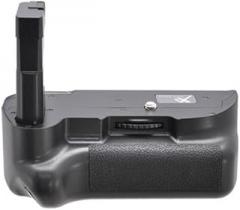 Xit XTNG5100 Pro Series Battery Grip for the Nikon D5100, D5200 and D5300 Digital SLR Cameras (Black)