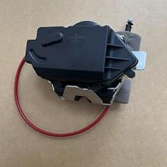 Rep# 2117400235 A2117400235 Tail Cover Locking Auto 1pc/Set