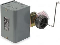 Square D Tank Liquid 2-Level Switch, Close On Rise, Stainless Steel, 2-1/2