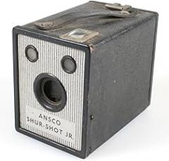ANSCO SHUR-SHOT JR. VINTAGE BOX CAMERA