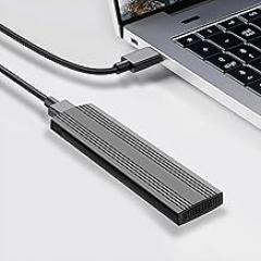 USB 3.2 Type-C Tool-Free Enclosure for M.2 PCIe NVMe and SATA SSDs (EC-SNVE)