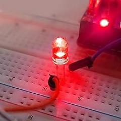 100pcs 5mm Red LED Diodes, Transparent 3V 20mA LED Bulbs, High Brightness 10000-14000mcd, Ideal for DIY Projects, Electronics, Decorations, and Craft Lighting Applications