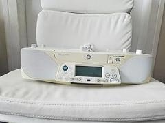 GE 75290 Spacemaker CD/FM/AM Player with Built-in Subwoofer (White)